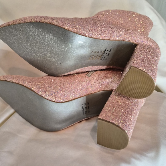 Old Cutler Sparkling Pink Ankle Boots - Picture 4 of 7